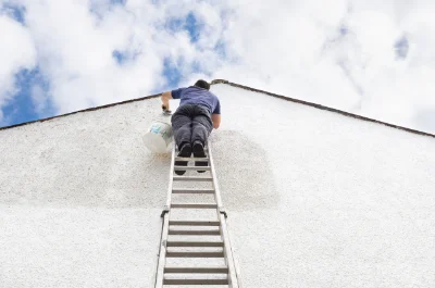 Peinture extérieure à Bellou-le-Trichard — façades et ravalement